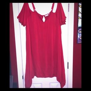 Red open shoulder short sleeve dress